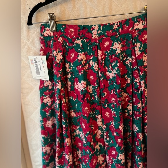 NWT Lularoe Madison Skirt - Picture 4 of 4